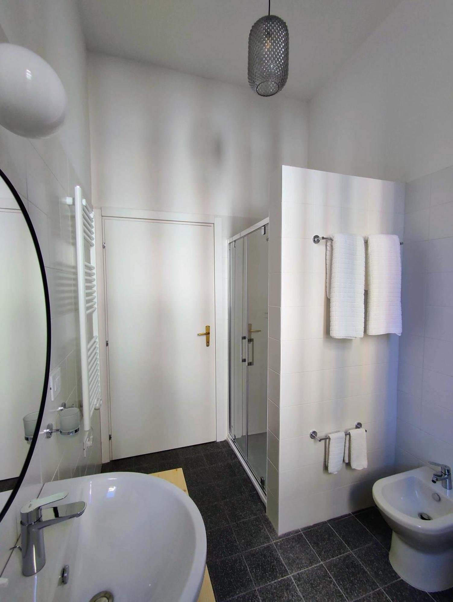 Lostabile Guesthouse & Coworking Bari Dış mekan fotoğraf