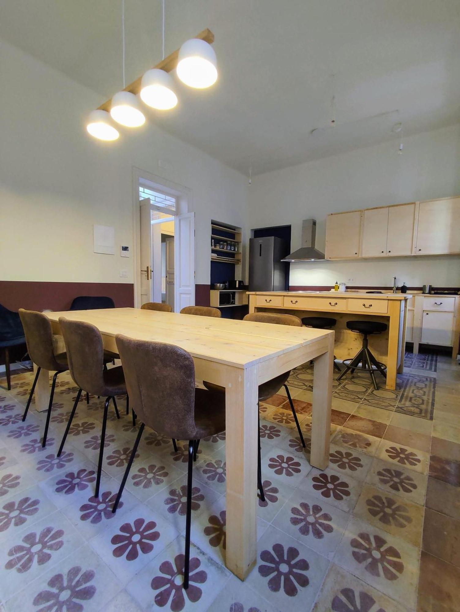 Lostabile Guesthouse & Coworking Bari Dış mekan fotoğraf
