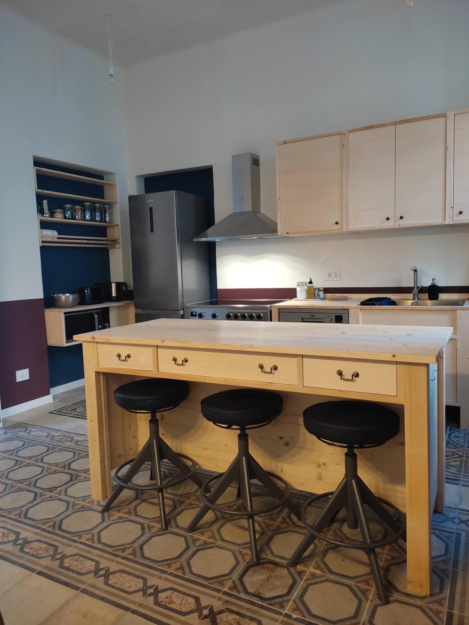 Lostabile Guesthouse & Coworking Bari Dış mekan fotoğraf