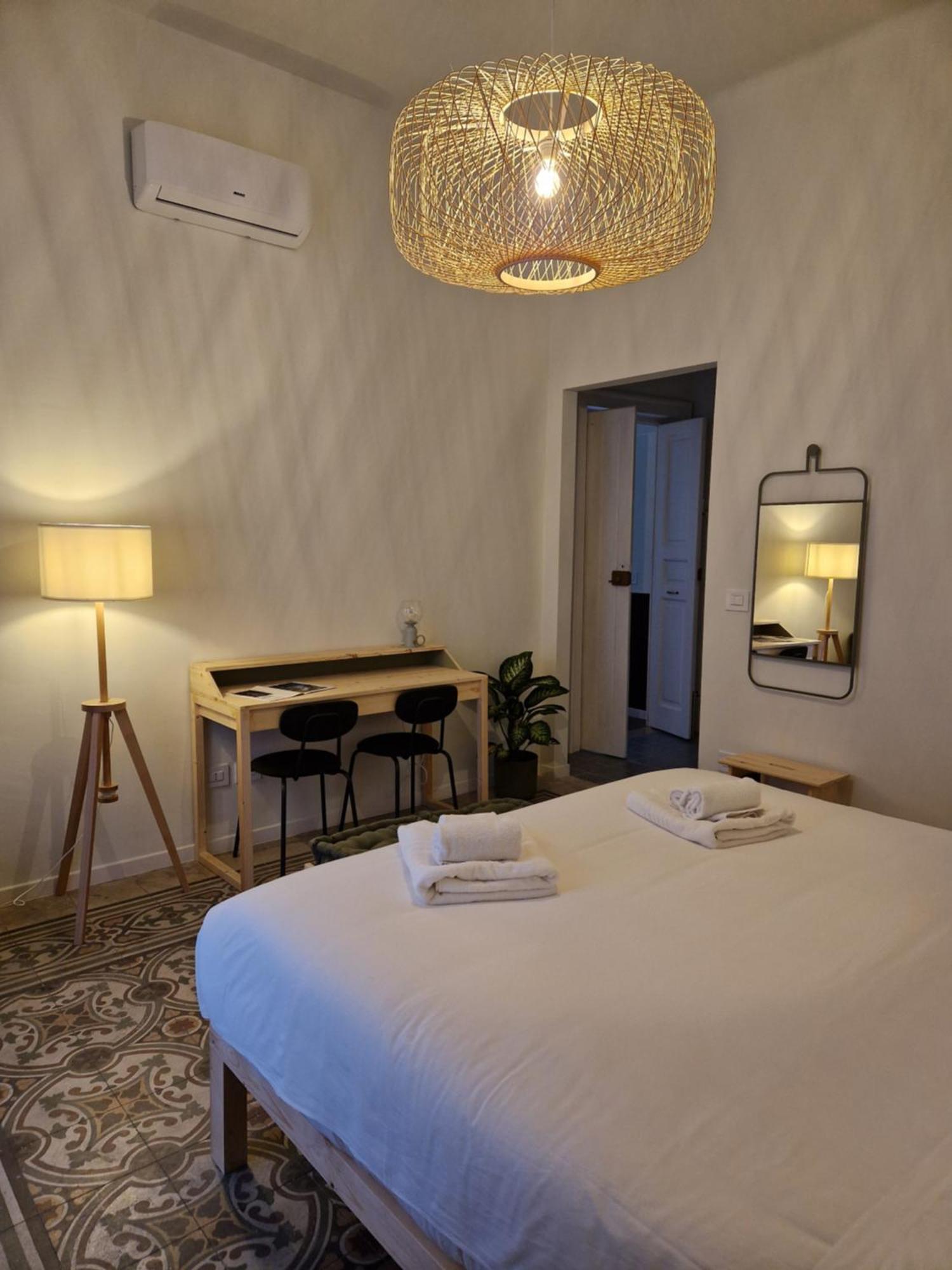 Lostabile Guesthouse & Coworking Bari Dış mekan fotoğraf